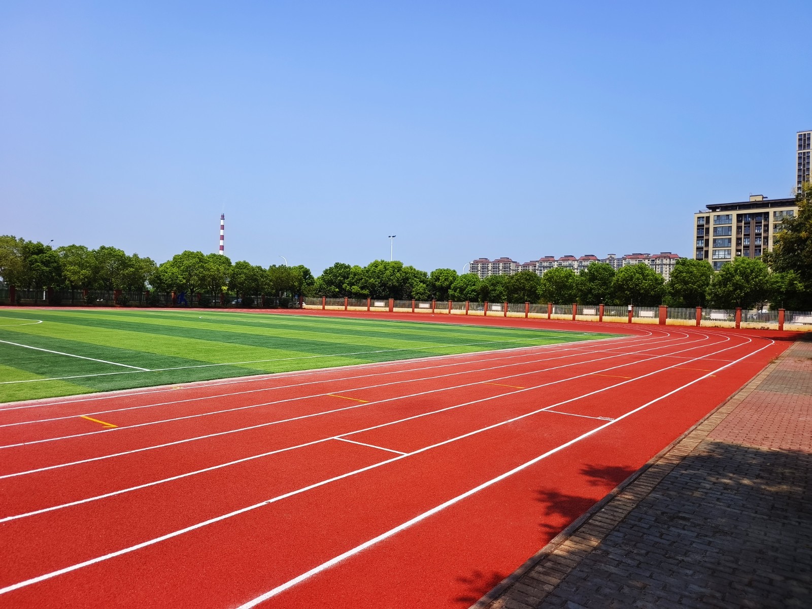 海安市海陵中學 (2p)